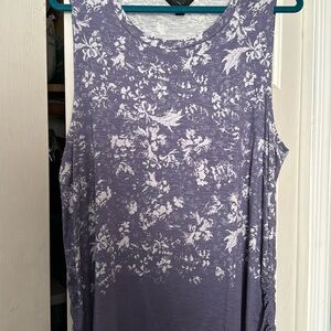 Simply Vera Sleeveless floral tank size XXL